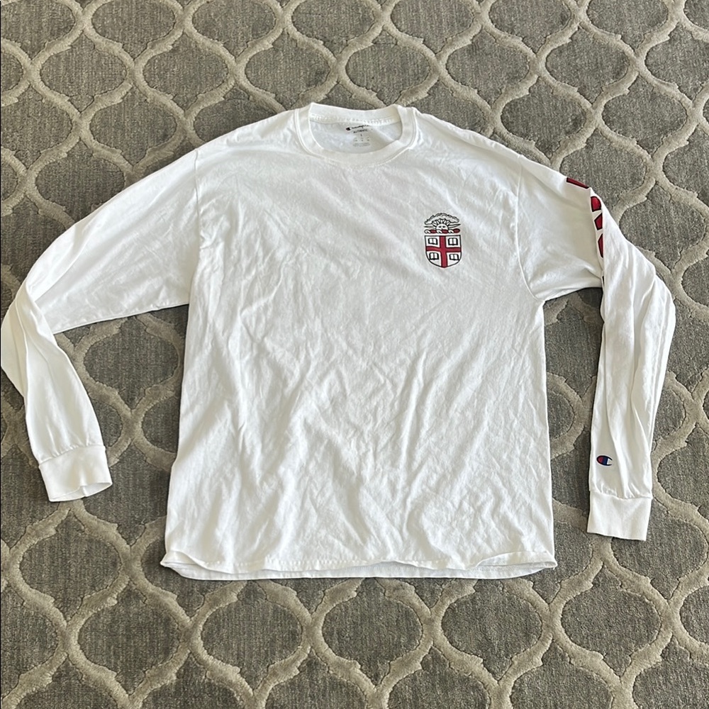 Champion White Long Sleeve Tee with Brown university Logo ❤️ GUC ❤️worn twice